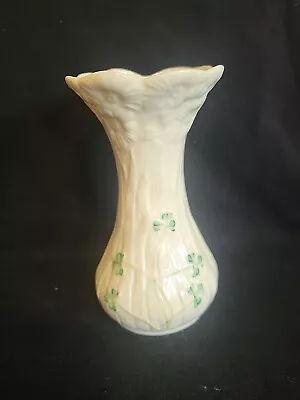 Buy Belleek Irish Porcelain China 7th Stamp Vase • 5£