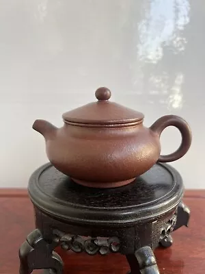 Buy Chinese Purple Yixing Zisha / Gong Fu Cha Tea Pot • 90£