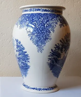 Buy Wedgwood Queens Ware Vase “Windsor Castle  From The Romantic England Series • 49.99£