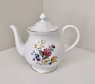 Buy Tea Pots Bone China Vintage • 15£