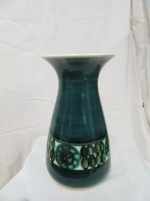 Buy JERSEY POTTERY HANDPAINTED GREEN PATTERNED VASE 25%off • 14.99£