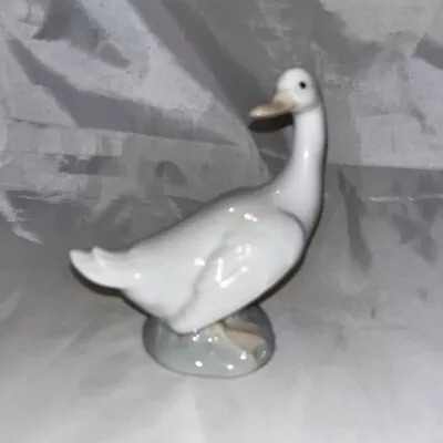 Buy Nao By Lladro TURNED DUCK Or GOOSE Figurine. • 5£
