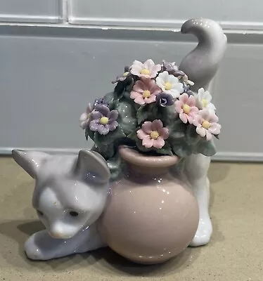 Buy Lladro Secret Spot Kitten With Flower Pot Porcelain Figurine 1998 Mint Condition • 105.66£