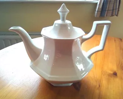 Buy VINTAGE STYLE CREAM CHINA TEAPOT (unused, Immaculate Condition) • 10£