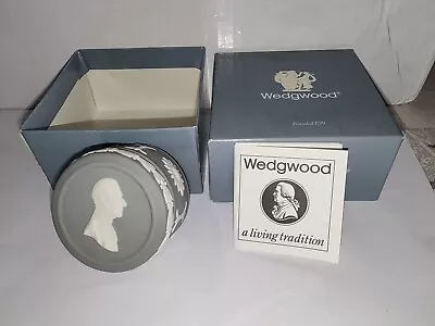 Buy A Wedgwood Grey Jasperware Pill Box With A White Bas-relief Of Earl Mountbatten • 20£