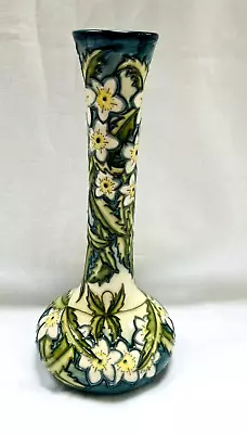 Buy Moorcroft Baby Blue Eyes Vase; 20 Cm; Des Rachel Bishop; 2000; • 120£