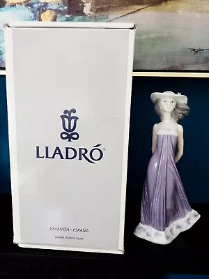 Buy Lovely Lladro  Susan  No. 5644, Girl Figurine,  In Original Box, H. 20.5 Cm. • 22£