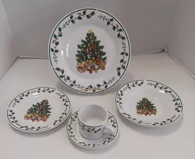 Buy Two (2) Gibson Tree Trimmings Dinnerware 5 Piece Place Settings • 27.01£
