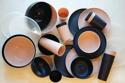Buy Mainstays Plastic 32 Piece Dinnerware Set Pink & Dark Blue Plates Bowls Cups  • 78.36£