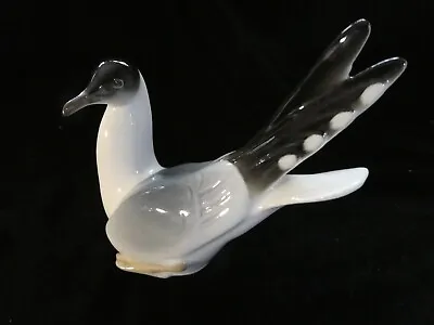 Buy USSR Lomonosov Pottery Porcelain  Seagull 5 1/2  High • 45£