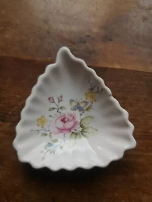 Buy Vintage Little Floral Triangular Dish • 1£