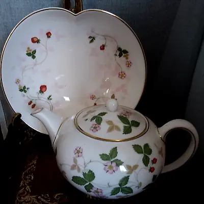 Buy English Wedgwood Fine Bone China Wild Strawberry Collection Teapot And Dish • 115£