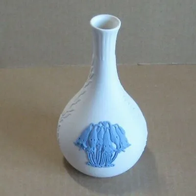 Buy Wedgwood White & Blue Jasperware Australian Floral Bud Vase LIMITED EDITION • 80£