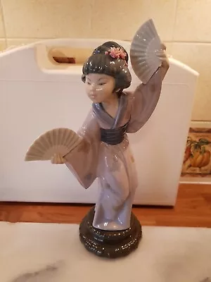 Buy Lladro Madame Butterfly Geisha Girl (2 Fans) Retired H11  1 Flower Missing  • 80£