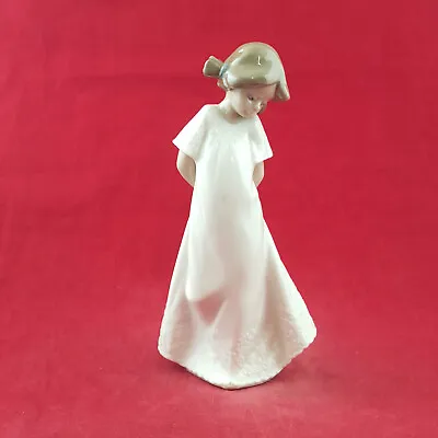 Buy Lladro Nao Figurine - So Shy 1109 (restored) - L/N 3174 • 20£