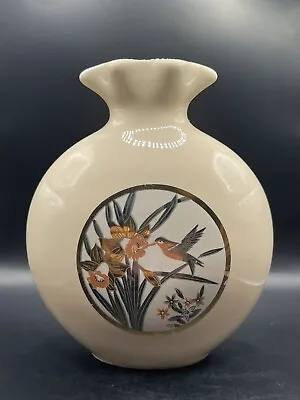 Buy Japanese Hummingbird Vase Fine China/Porcelain Gold Accent Vintage • 30.48£