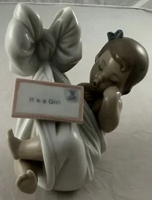Buy Lladro Fine Porcelain Figurine  Heaven's Gift  Baby Girl • 76.79£