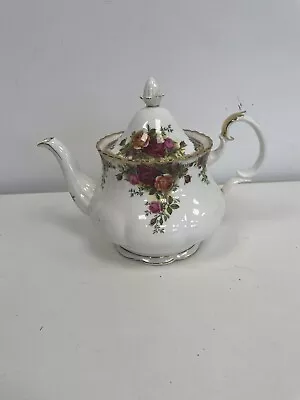 Buy Royal Albert Old Country Roses Teapot • 40£