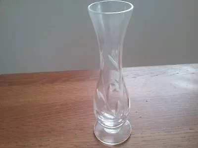 Buy Vintage Royal Doulton Crystal Etched Cut Glass Posy Vase  • 6.50£
