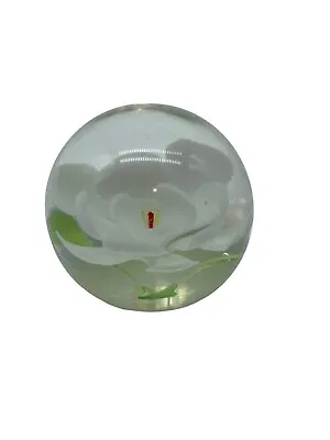 Buy Vintage Art Glass Round PAPERWEIGHT Clear White Flower Crimped Pistil • 18.25£