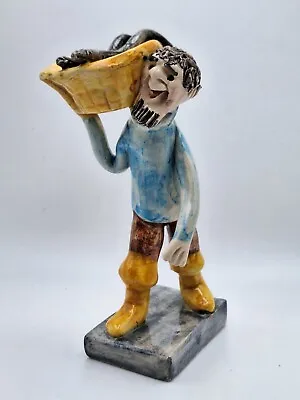 Buy Will Young Pottery Figure • 28£