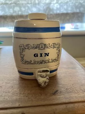 Buy Vintage Wade Pottery Gin Barrel Royal Victoria W.A. Gilbey Limited Since 1857 • 8.12£