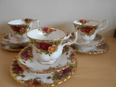 Buy ROYAL ALBERT OLD COUNTRY ROSES - CUPS,SAUCERS & PLATES X 3 • 16.99£