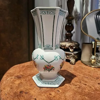 Buy Large Aynsley Vase In 'Victorian Garden', Vintage, Immaculate • 12.99£