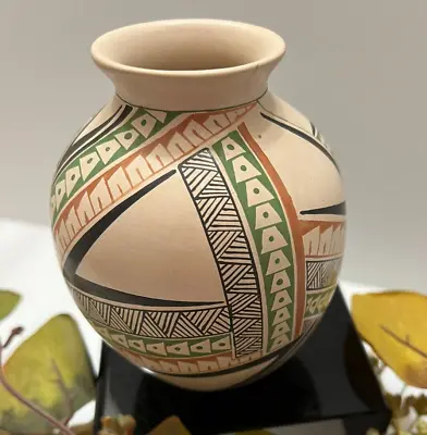 Buy Mata Ortiz Pottery Fine Folk Art Silvia Veloz Mexican Paquime Polychrome Clay • 94.87£