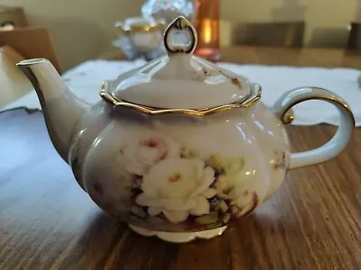 Buy Pearl Chine Fielder Keepsakes Gold Trimmed Porcelain Teapot. Vintage Collectors • 30.31£