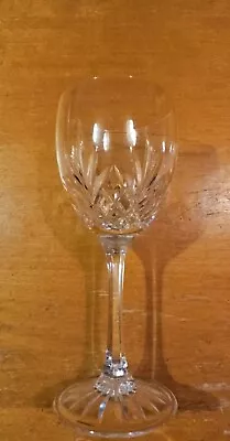 Buy Edinburgh Crystal Wine Glass 17.5cm Tall • 7£