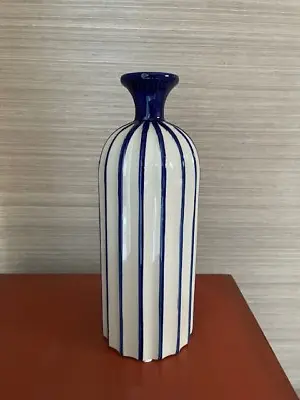 Buy Ceramic Fluted Vase In Off White & Cobalt Blue • 12£