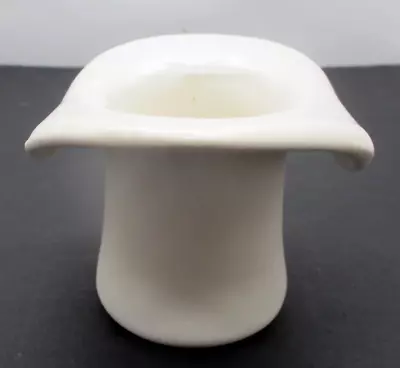 Buy Vintage Unmarked White Pottery Ceramic Top Hat • 12.45£