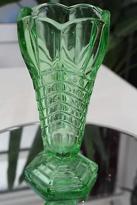Buy Large Davidson Chevron Green Clear Glass Pedestal Vase Art Deco Pattern 295 • 15£