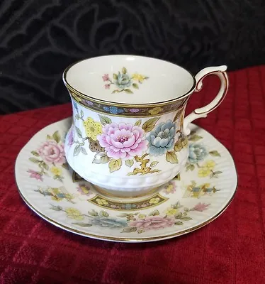 Buy Queen's  Cathay  Teacup-Saucer Rosina Fine Bone China  • 28.76£