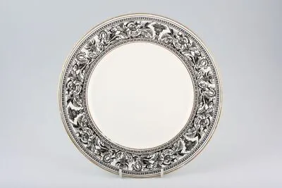 Buy Wedgwood - Florentine - Black - W4312 - Dinner Plate - 78872Y • 35.70£