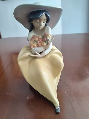 Buy Lladro Figurine ,Fragrant Bouquet#2305, Girl In Hat, With Roses, Gres Finish • 25£