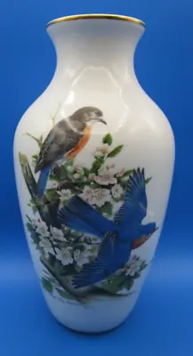 Buy DANBURY MINT Kaiser Vase Roger Tory Peterson Songbirds Blue Birds Ltd Ed 11  • 22.08£