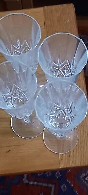 Buy 4 Crystal Cut Glass Champagne Flutes  • 10£