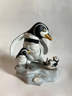 Buy Penguin Family Book End - Hand Painted Porcelain By FRANKLIN MINT • 8£