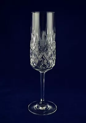 Buy Edinburgh Crystal “BERKELEY” Champagne Glass / Flute – 21.8cms (8-1/2″) Tall • 19.50£