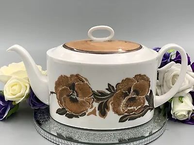 Buy Susie Cooper Reverie - 1,3/4 Pint Teapot. • 34.99£