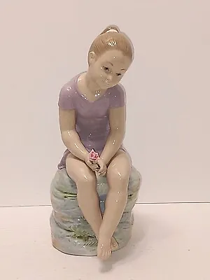 Buy NAO By Lladro   Girl Sitting On Rock With Roses  Daisa 1978 11.75 H X 4.75 W  • 80.69£