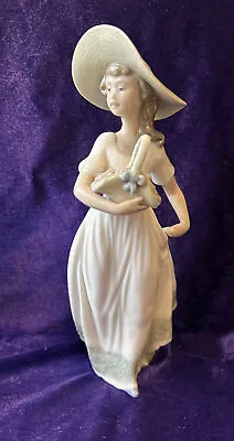 Buy Lladro Nao Girl With Basket And Large Brim Hat 22cm/9 Inches • 12£