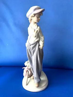 Buy Discontinued Lladro  The Wanderer 5400 Figurine • 49.99£