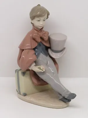 Buy Lladro 06124 Travellers Rest. Excellent Condition In Original Box Boy With Hat • 35£