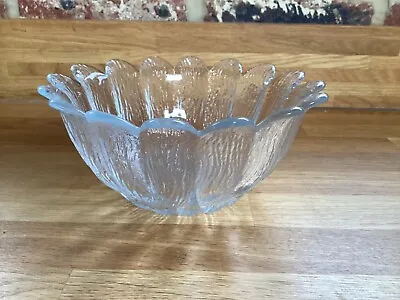 Buy Vintage Dartington Daisy Flower Petal Glass Bowl 18cm • 9.99£