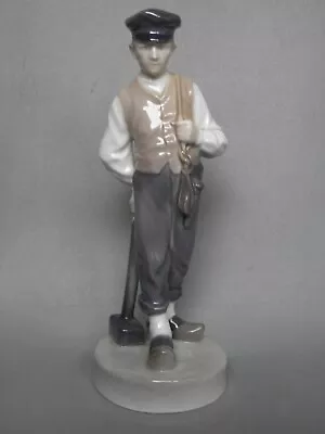 Buy Royal Copenhagen Figure Farmer Boy With Hammer 620 • 79.94£