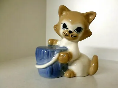 Buy Collectable Szeiler Seated Cat With Bucket • 6£