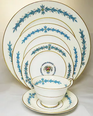 Buy CAMBRIDGE By Aynsley 5 Piece Place Setting NEW NEVER USED Made In England • 149.62£